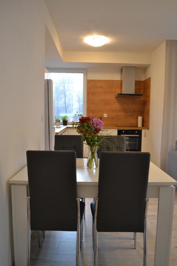 Elegant Escape Apartment II - City Centre Bratislava Dış mekan fotoğraf
